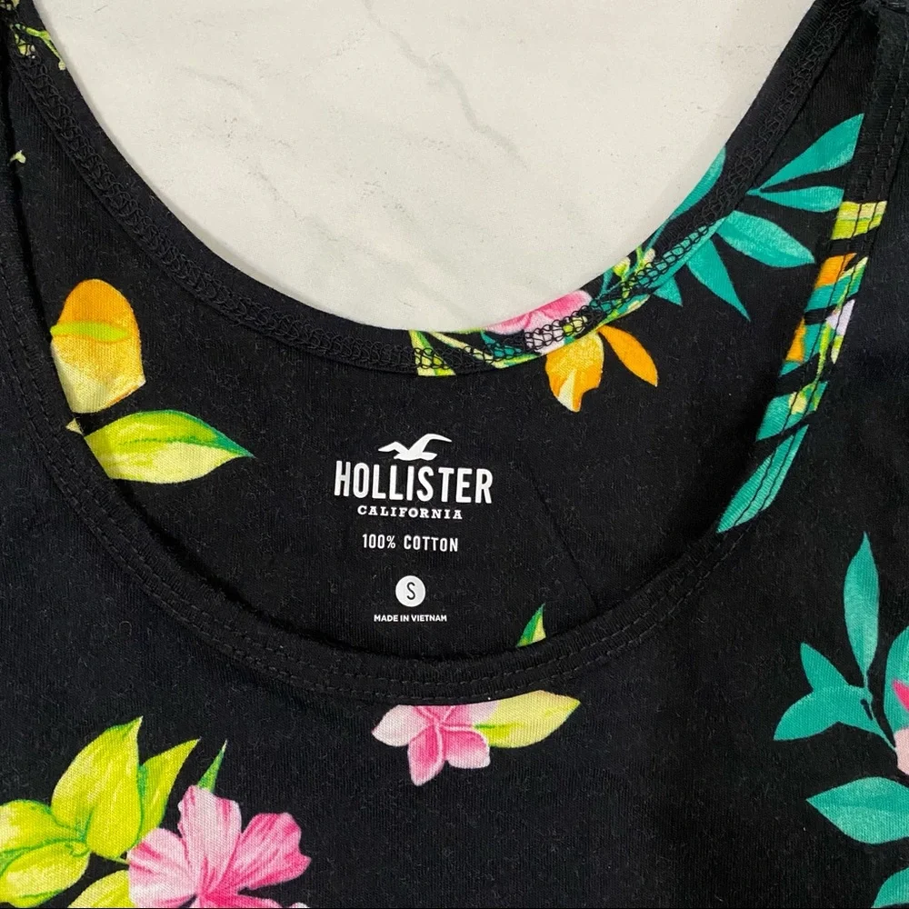 Hollister; Black Neon Tropical Flower Tank Top Sleeveless - Picture 4 of 7